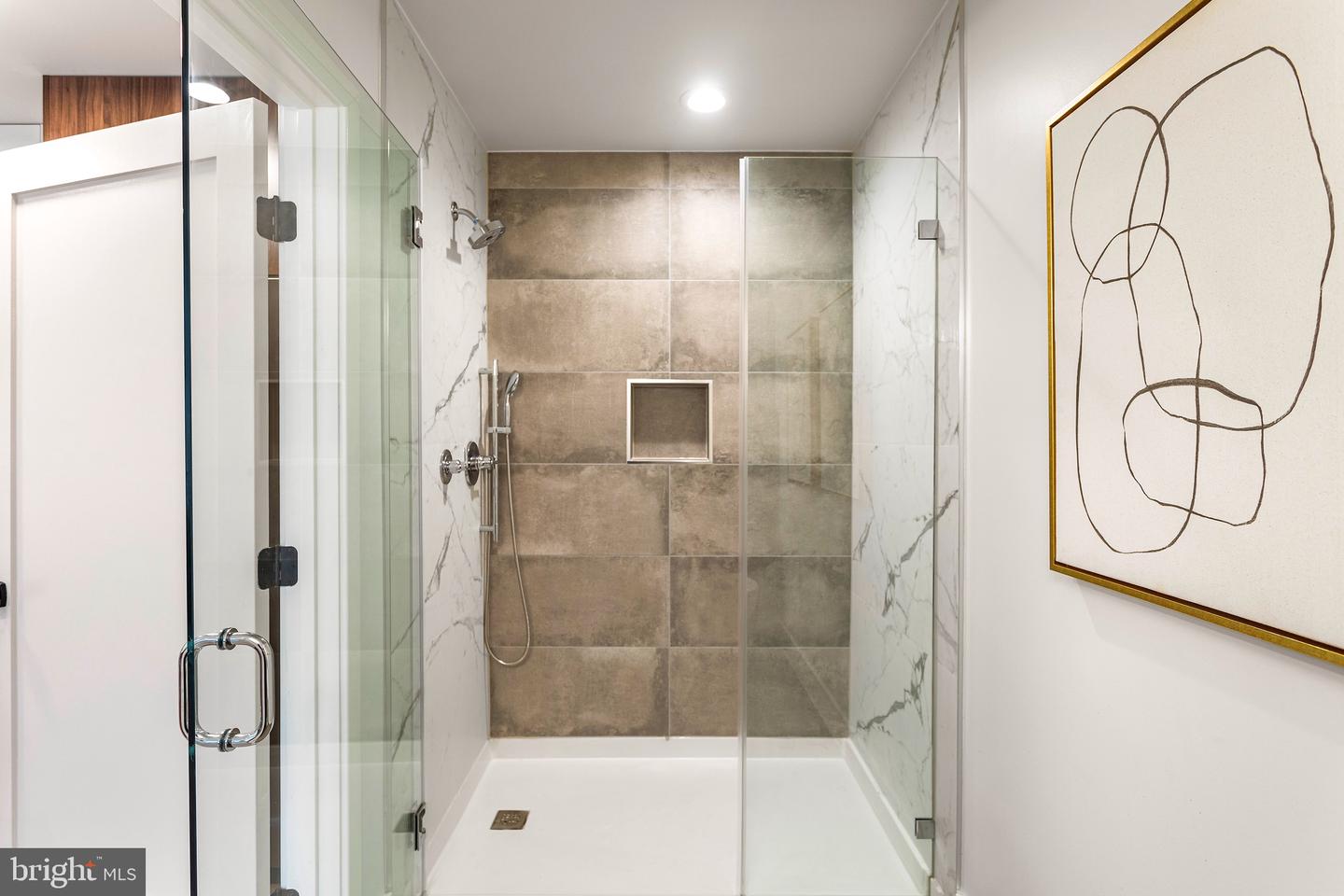 845 19TH ST NE #UNIT 7, WASHINGTON, District Of Columbia 20002, 1 Bedroom Bedrooms, ,1 BathroomBathrooms,Residential,For sale,845 19TH ST NE #UNIT 7,DCDC2199670 MLS # DCDC2199670