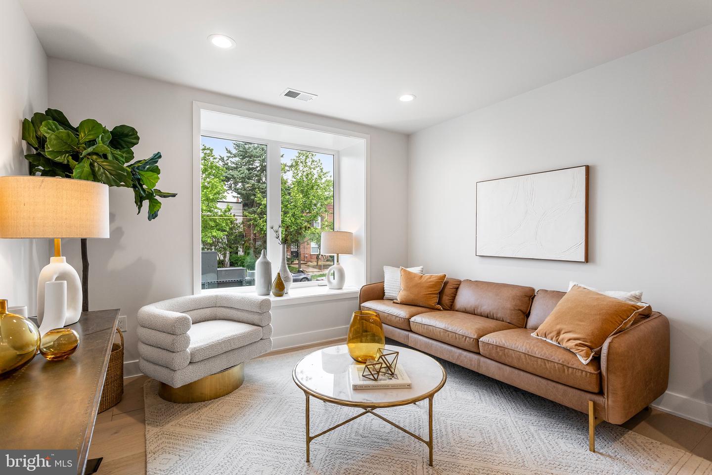 845 19TH ST NE #UNIT 7, WASHINGTON, District Of Columbia 20002, 1 Bedroom Bedrooms, ,1 BathroomBathrooms,Residential,For sale,845 19TH ST NE #UNIT 7,DCDC2199670 MLS # DCDC2199670