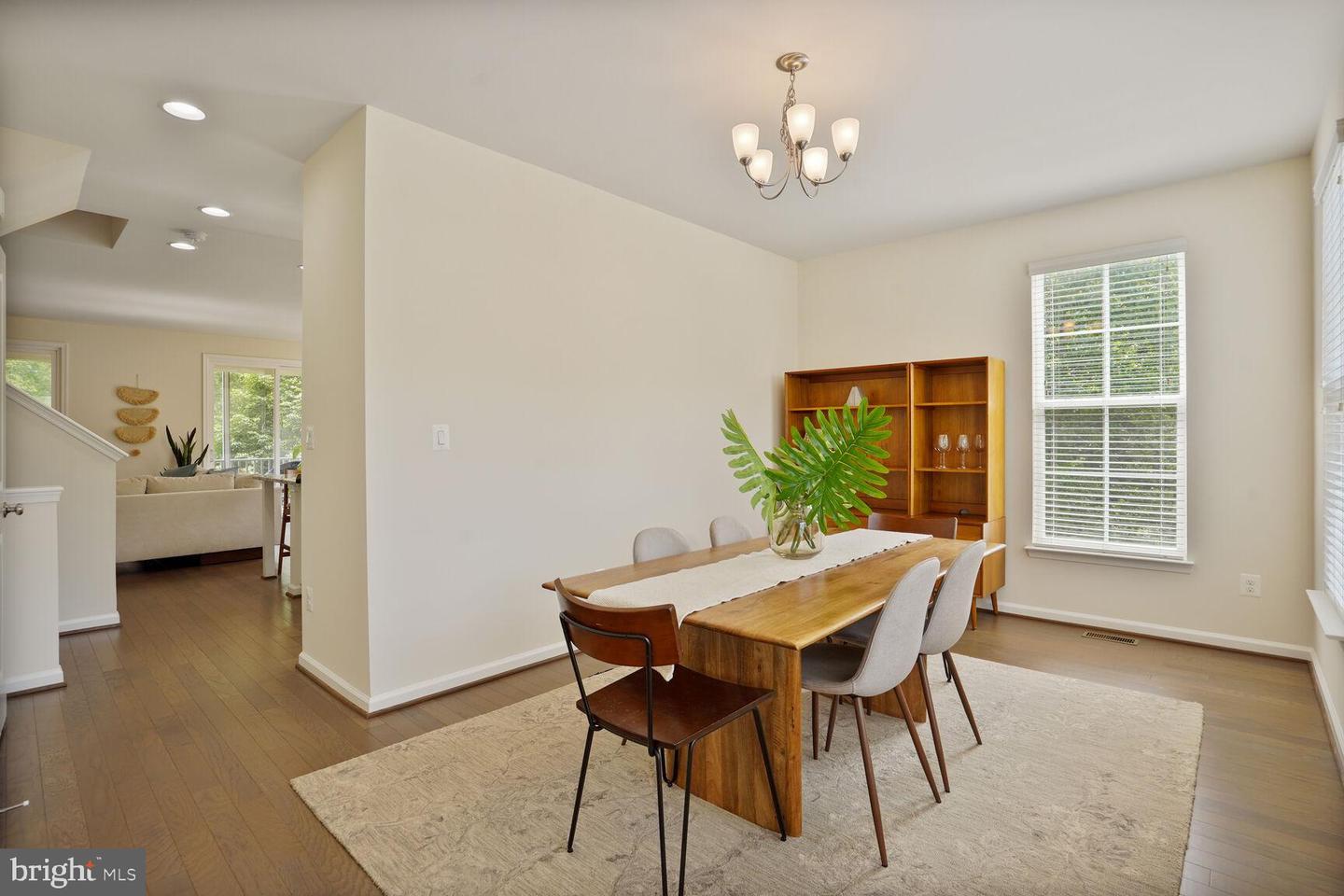 8108 HONEY BEE WAY, MANASSAS, Virginia 20111, 4 Bedrooms Bedrooms, ,3 BathroomsBathrooms,Residential,For sale,8108 HONEY BEE WAY,VAPW2094282 MLS # VAPW2094282