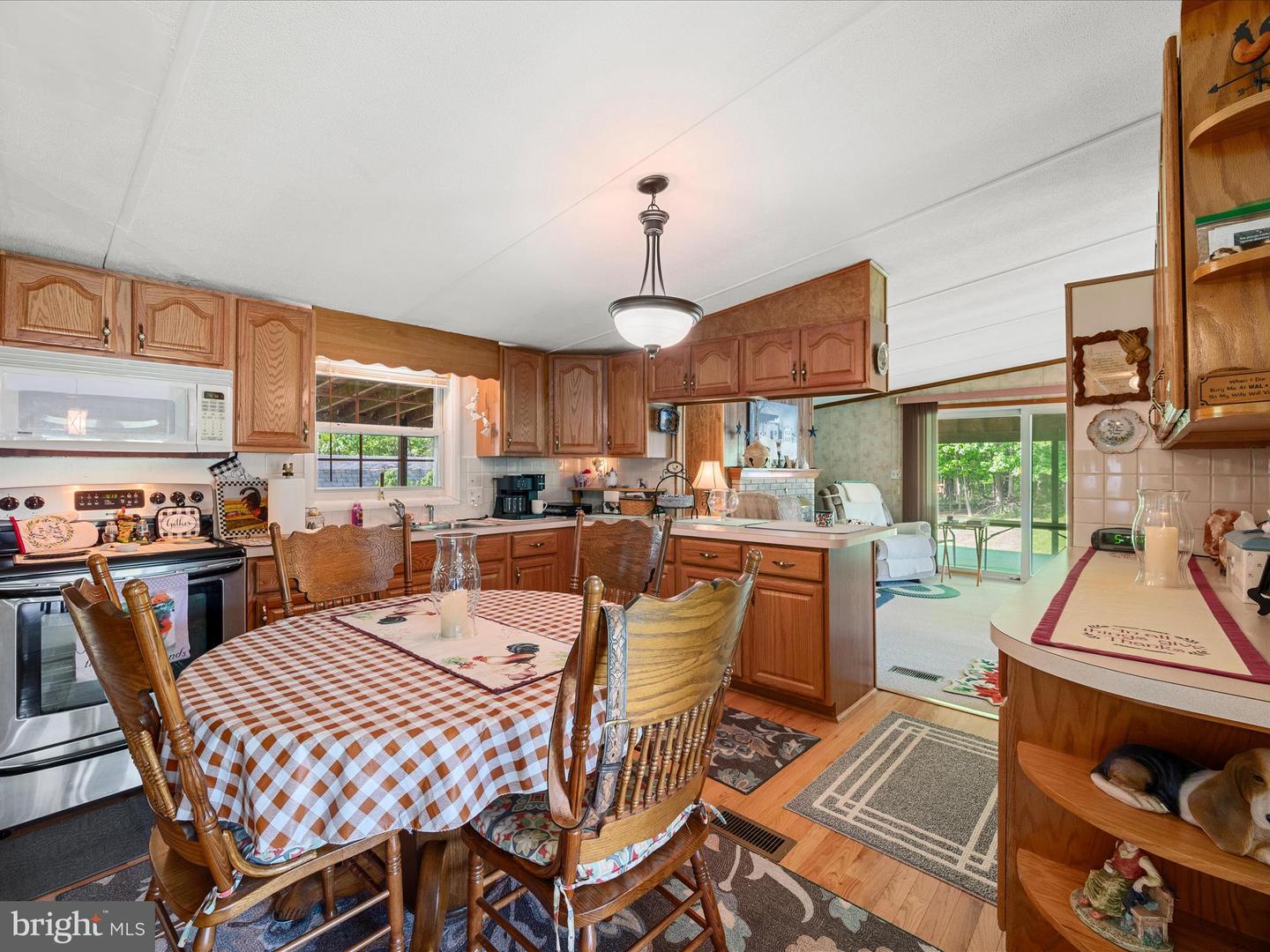 173 JOURNEYMAN LN, WHITE POST, Virginia 22663, 3 Bedrooms Bedrooms, ,2 BathroomsBathrooms,Residential,For sale,173 JOURNEYMAN LN,VAFV2034054 MLS # VAFV2034054