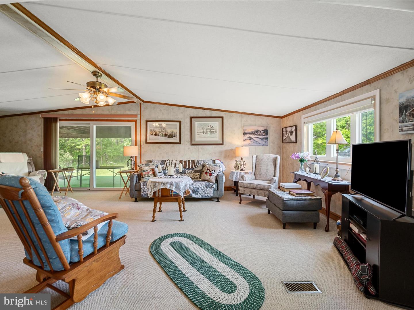 173 JOURNEYMAN LN, WHITE POST, Virginia 22663, 3 Bedrooms Bedrooms, ,2 BathroomsBathrooms,Residential,For sale,173 JOURNEYMAN LN,VAFV2034054 MLS # VAFV2034054