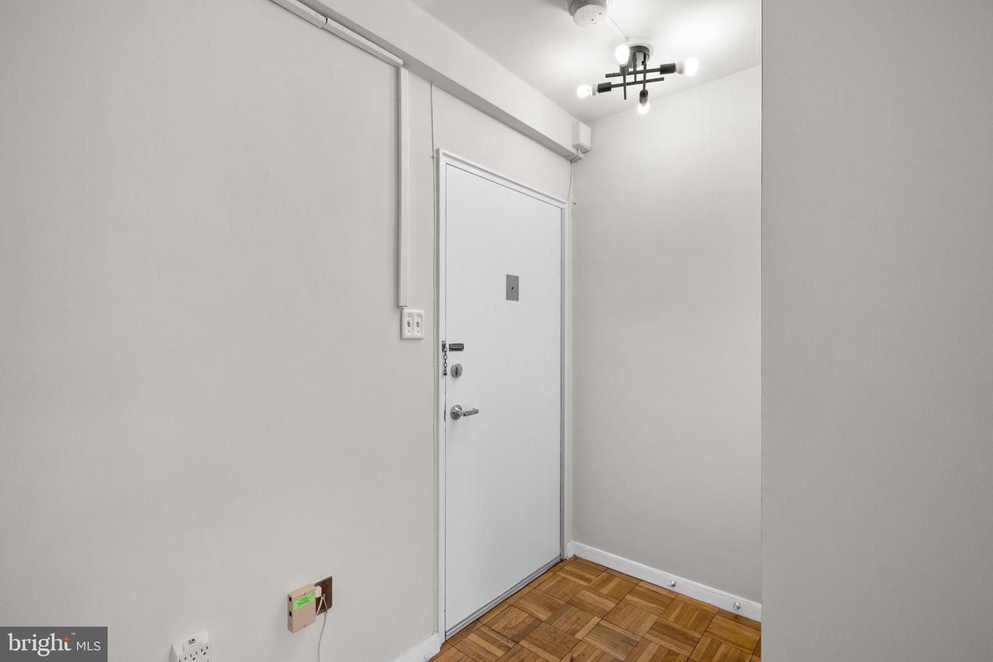 3601 WISCONSIN AVE NW #408, WASHINGTON, District Of Columbia 20016, ,1 BathroomBathrooms,Residential,For sale,3601 WISCONSIN AVE NW #408,DCDC2199934 MLS # DCDC2199934