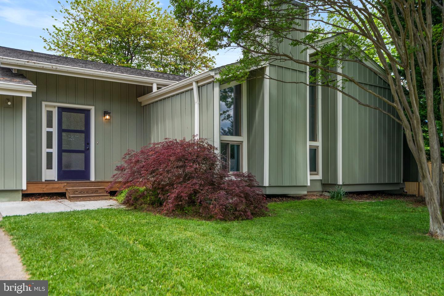 202 NUTMEG CT, STERLING, Virginia 20164, 3 Bedrooms Bedrooms, ,2 BathroomsBathrooms,Residential,For sale,202 NUTMEG CT,VALO2095992 MLS # VALO2095992