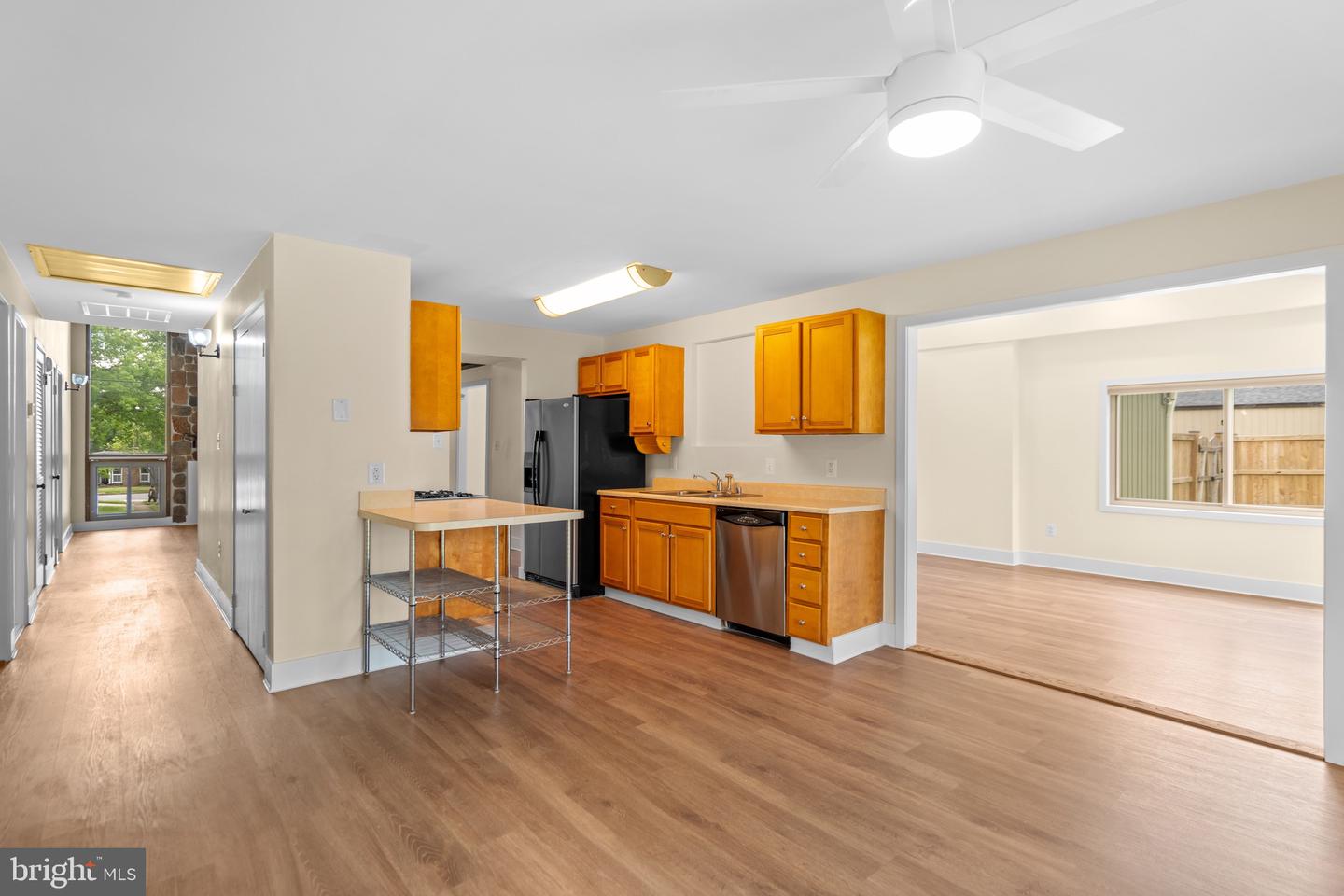 202 NUTMEG CT, STERLING, Virginia 20164, 3 Bedrooms Bedrooms, ,2 BathroomsBathrooms,Residential,For sale,202 NUTMEG CT,VALO2095992 MLS # VALO2095992