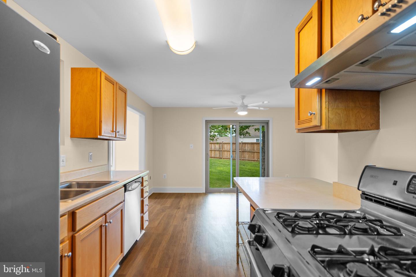 202 NUTMEG CT, STERLING, Virginia 20164, 3 Bedrooms Bedrooms, ,2 BathroomsBathrooms,Residential,For sale,202 NUTMEG CT,VALO2095992 MLS # VALO2095992