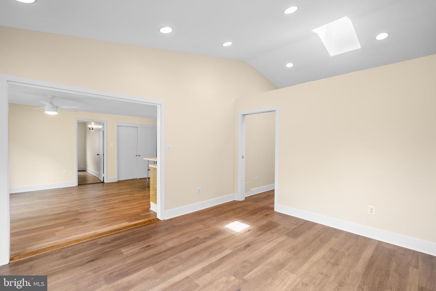 202 NUTMEG CT, STERLING, Virginia 20164, 3 Bedrooms Bedrooms, ,2 BathroomsBathrooms,Residential,For sale,202 NUTMEG CT,VALO2095992 MLS # VALO2095992