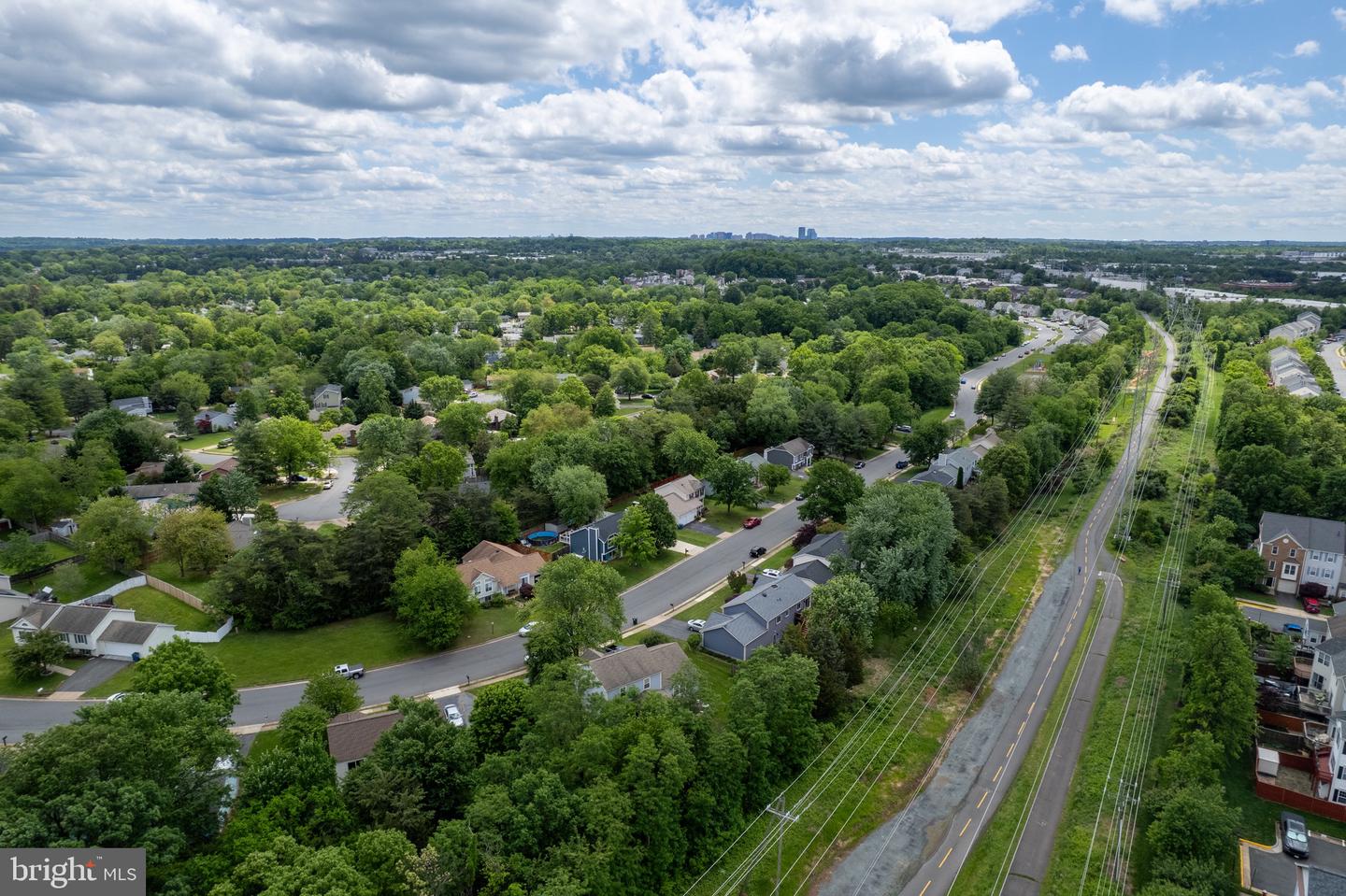 202 NUTMEG CT, STERLING, Virginia 20164, 3 Bedrooms Bedrooms, ,2 BathroomsBathrooms,Residential,For sale,202 NUTMEG CT,VALO2095992 MLS # VALO2095992