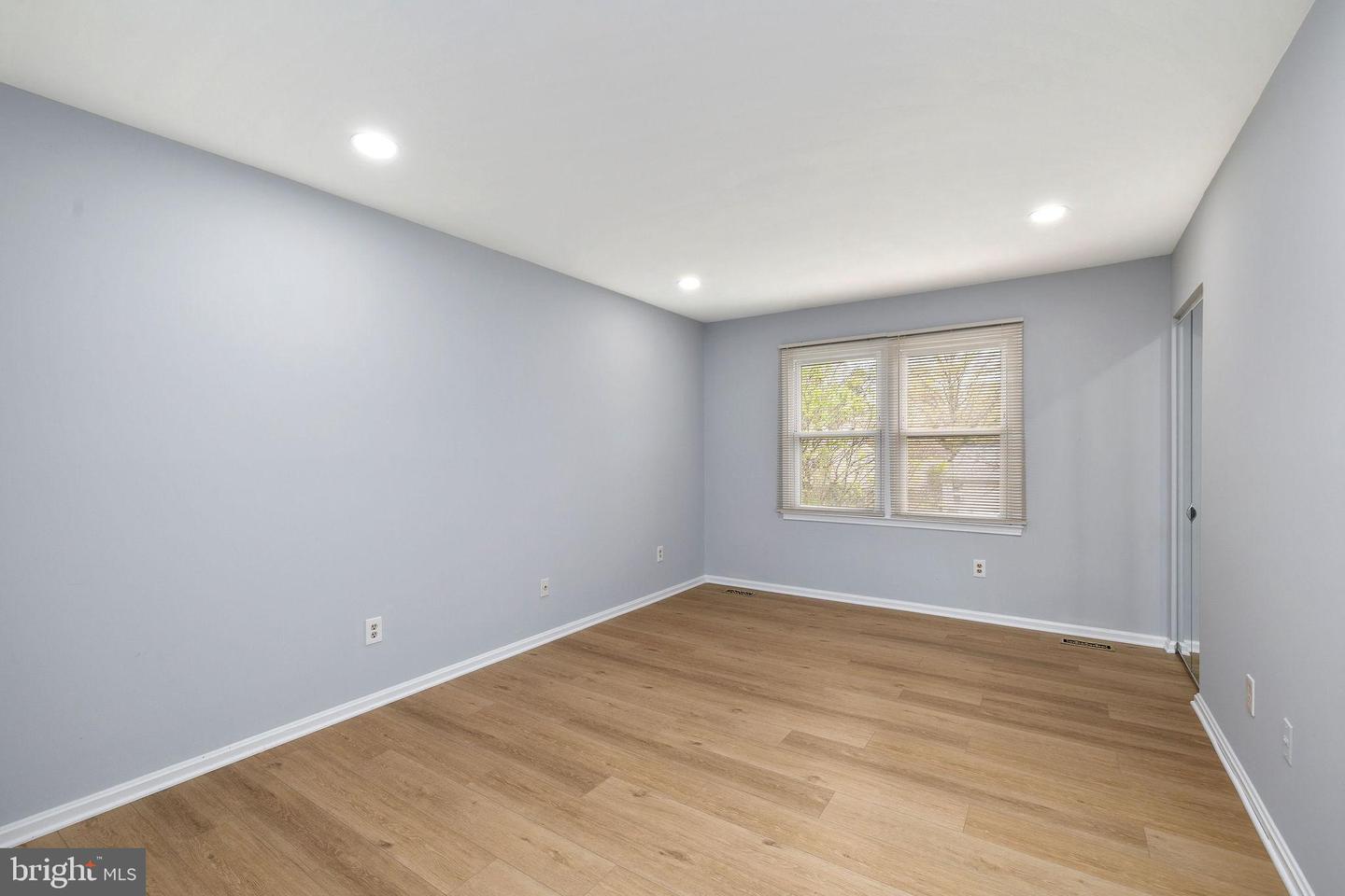 2028 MALEADY DR, HERNDON, Virginia 20170, 5 Bedrooms Bedrooms, ,3 BathroomsBathrooms,Residential,For sale,2028 MALEADY DR,VAFX2239906 MLS # VAFX2239906