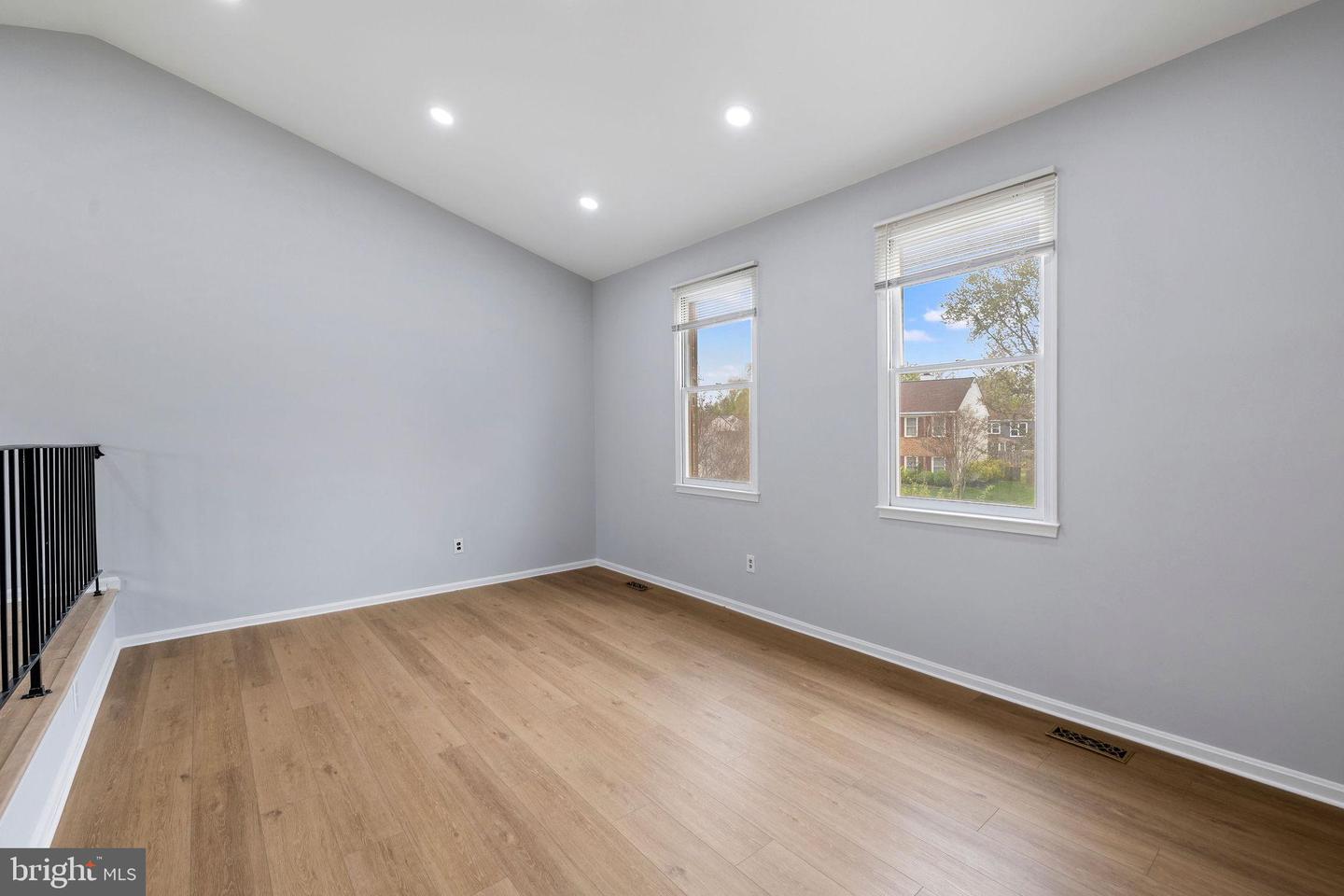 2028 MALEADY DR, HERNDON, Virginia 20170, 5 Bedrooms Bedrooms, ,3 BathroomsBathrooms,Residential,For sale,2028 MALEADY DR,VAFX2239906 MLS # VAFX2239906