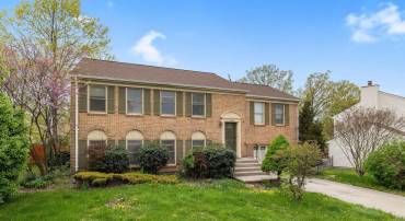2028 MALEADY DR, HERNDON, Virginia 20170, 5 Bedrooms Bedrooms, ,3 BathroomsBathrooms,Residential,For sale,2028 MALEADY DR,VAFX2239906 MLS # VAFX2239906