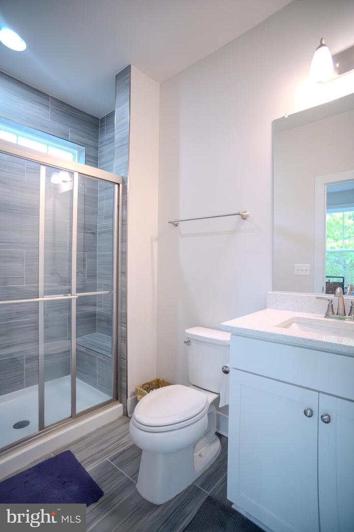 23883 EBONY EYES CT, ALDIE, Virginia 20105, 4 Bedrooms Bedrooms, ,4 BathroomsBathrooms,Residential,For sale,23883 EBONY EYES CT,VALO2096026 MLS # VALO2096026