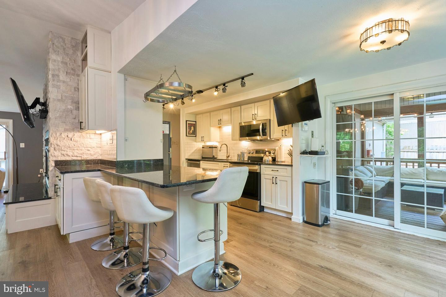 2238 SANIBEL DR, RESTON, Virginia 20191, 5 Bedrooms Bedrooms, ,3 BathroomsBathrooms,Residential,For sale,2238 SANIBEL DR,VAFX2239786 MLS # VAFX2239786