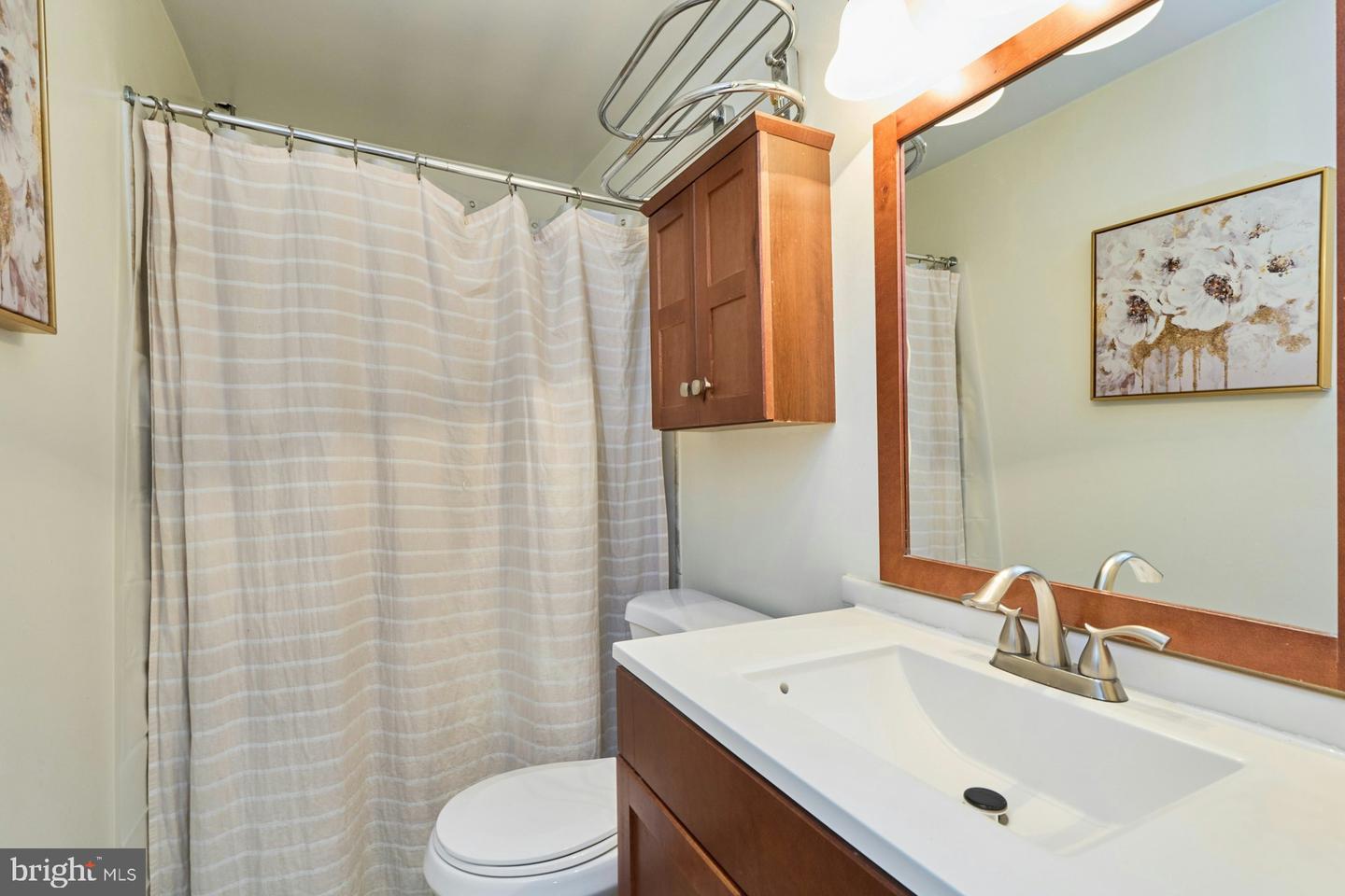 2238 SANIBEL DR, RESTON, Virginia 20191, 5 Bedrooms Bedrooms, ,3 BathroomsBathrooms,Residential,For sale,2238 SANIBEL DR,VAFX2239786 MLS # VAFX2239786