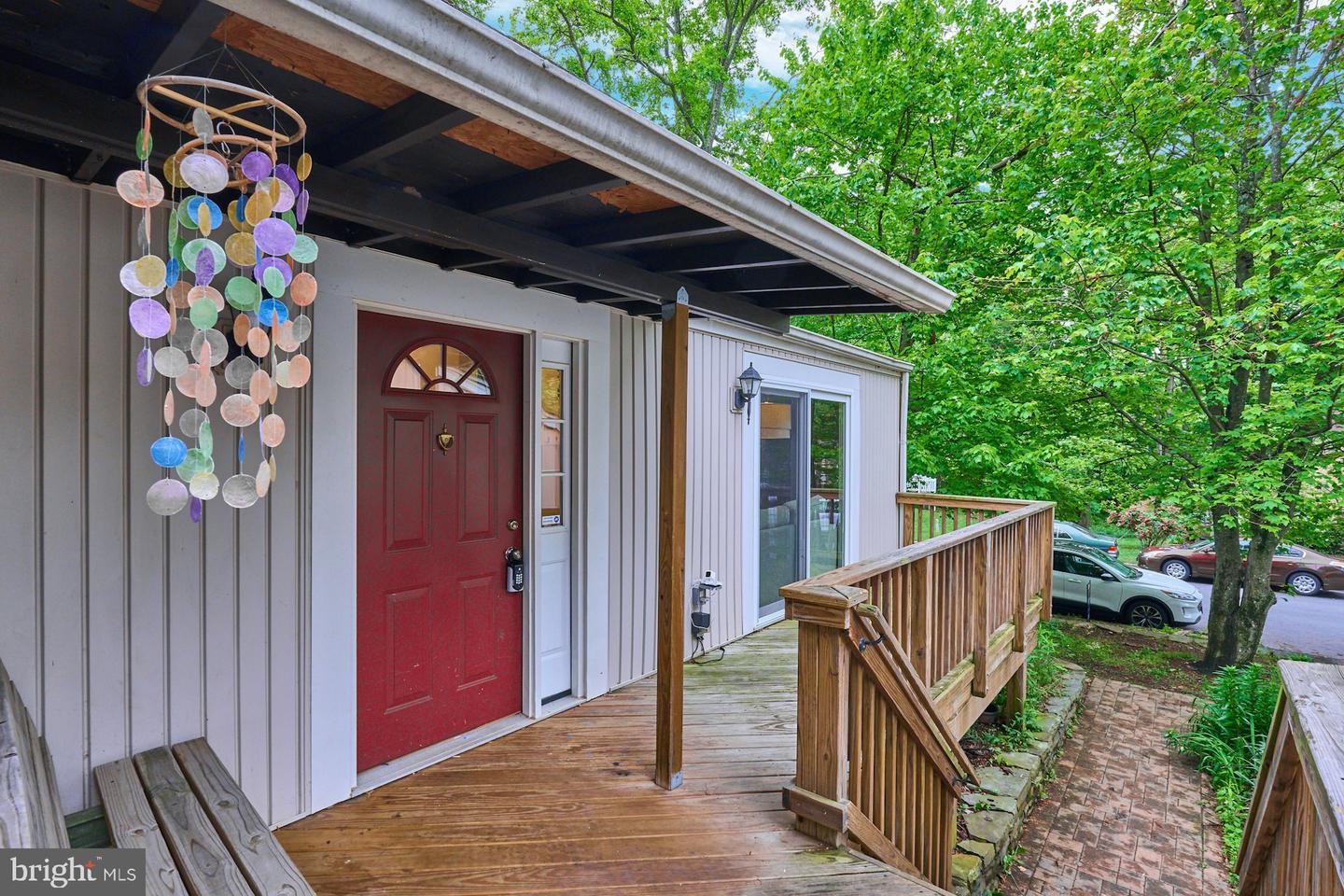 2238 SANIBEL DR, RESTON, Virginia 20191, 5 Bedrooms Bedrooms, ,3 BathroomsBathrooms,Residential,For sale,2238 SANIBEL DR,VAFX2239786 MLS # VAFX2239786