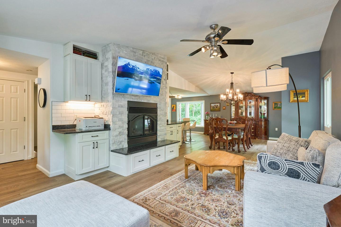2238 SANIBEL DR, RESTON, Virginia 20191, 5 Bedrooms Bedrooms, ,3 BathroomsBathrooms,Residential,For sale,2238 SANIBEL DR,VAFX2239786 MLS # VAFX2239786