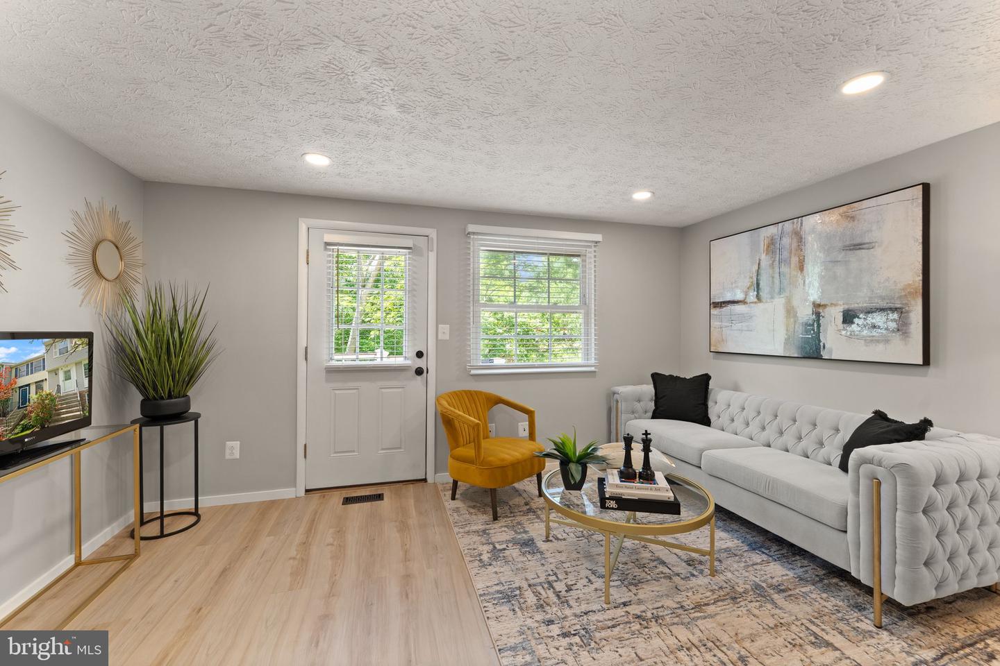 5878 CLARENDON SPRINGS PL, CENTREVILLE, Virginia 20121, 2 Bedrooms Bedrooms, ,2 BathroomsBathrooms,Residential,For sale,5878 CLARENDON SPRINGS PL,VAFX2239396 MLS # VAFX2239396