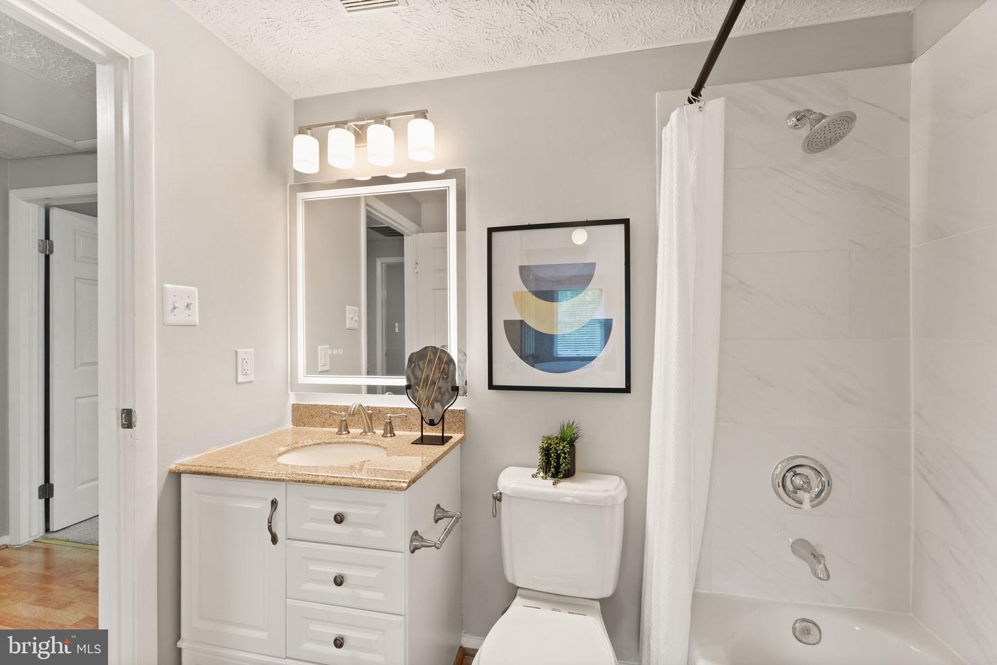 5878 CLARENDON SPRINGS PL, CENTREVILLE, Virginia 20121, 2 Bedrooms Bedrooms, ,2 BathroomsBathrooms,Residential,For sale,5878 CLARENDON SPRINGS PL,VAFX2239396 MLS # VAFX2239396