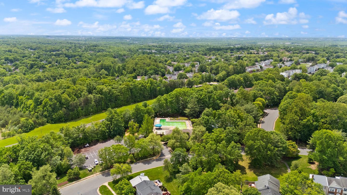 5878 CLARENDON SPRINGS PL, CENTREVILLE, Virginia 20121, 2 Bedrooms Bedrooms, ,2 BathroomsBathrooms,Residential,For sale,5878 CLARENDON SPRINGS PL,VAFX2239396 MLS # VAFX2239396