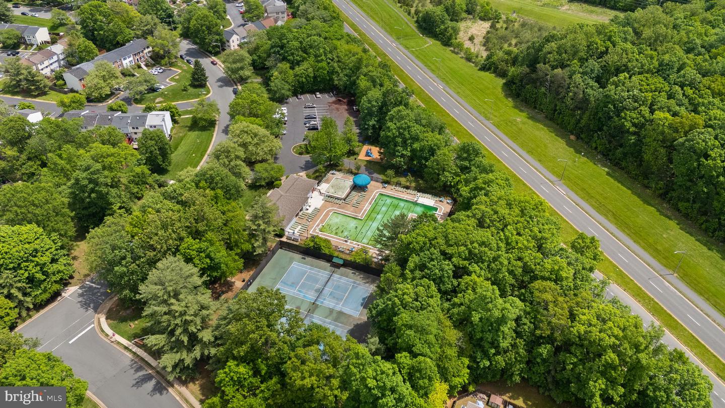 5878 CLARENDON SPRINGS PL, CENTREVILLE, Virginia 20121, 2 Bedrooms Bedrooms, ,2 BathroomsBathrooms,Residential,For sale,5878 CLARENDON SPRINGS PL,VAFX2239396 MLS # VAFX2239396