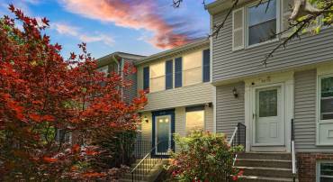 5878 CLARENDON SPRINGS PL, CENTREVILLE, Virginia 20121, 2 Bedrooms Bedrooms, ,2 BathroomsBathrooms,Residential,For sale,5878 CLARENDON SPRINGS PL,VAFX2239396 MLS # VAFX2239396