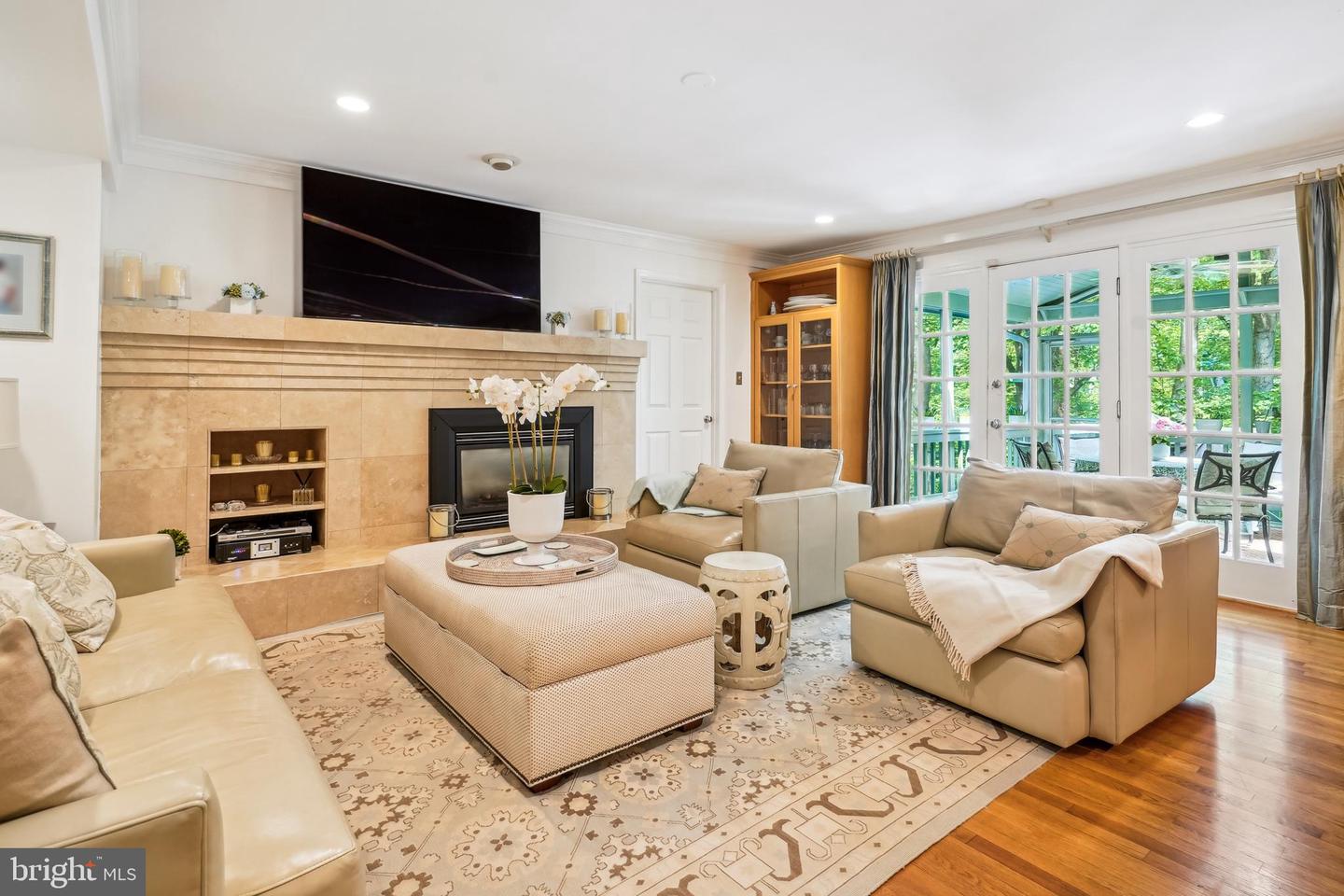1586 FOREST VILLA LN, MCLEAN, Virginia 22101, 5 Bedrooms Bedrooms, ,3 BathroomsBathrooms,Residential,For sale,1586 FOREST VILLA LN,VAFX2239798 MLS # VAFX2239798