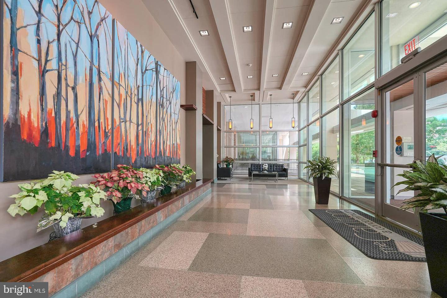 4600 S FOUR MILE RUN DR #907, ARLINGTON, Virginia 22204, 1 Bedroom Bedrooms, ,1 BathroomBathrooms,Residential,For sale,4600 S FOUR MILE RUN DR #907,VAAR2057284 MLS # VAAR2057284