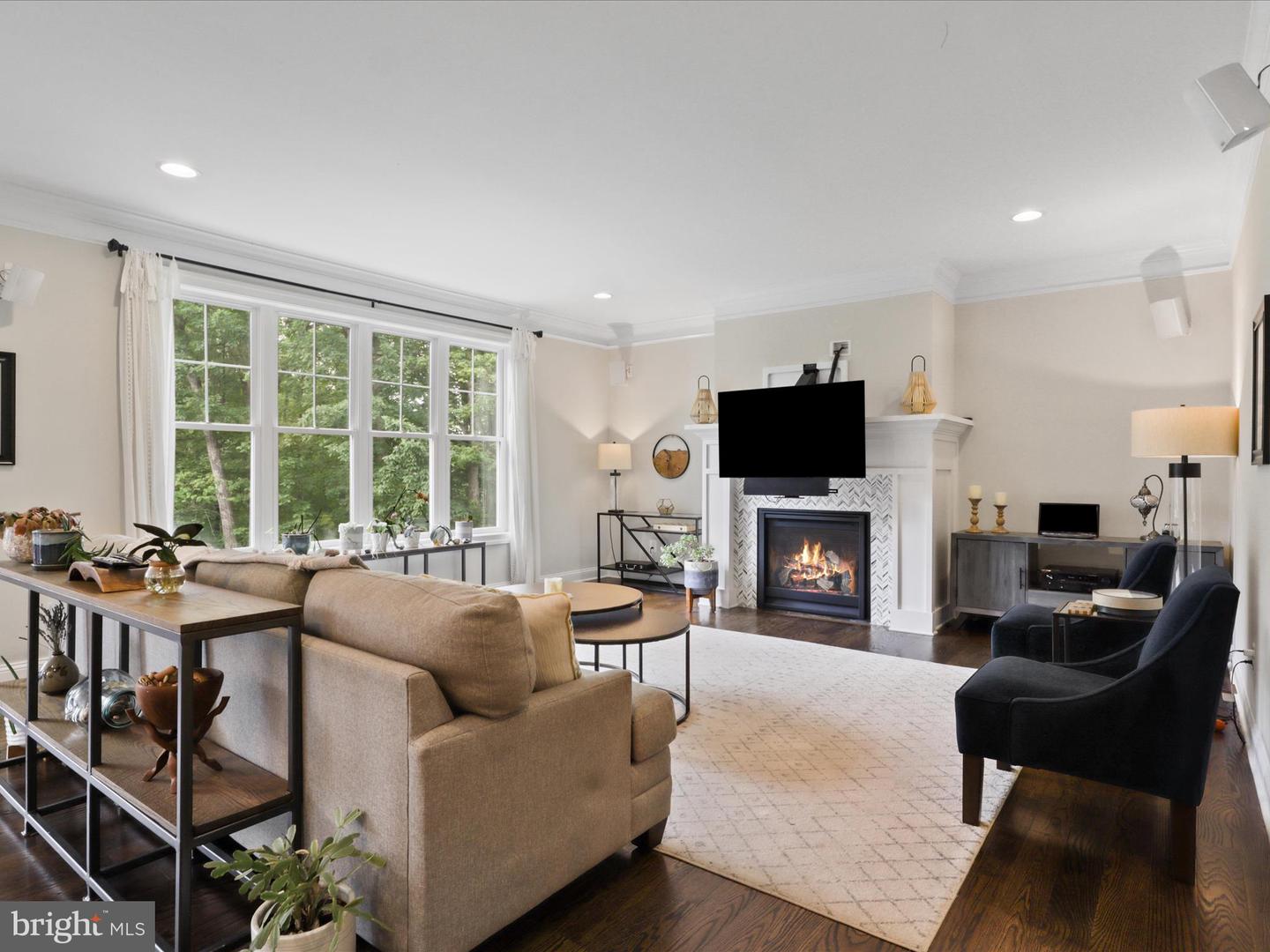 8254 LEES RIDGE RD, WARRENTON, Virginia 20186, 5 Bedrooms Bedrooms, ,4 BathroomsBathrooms,Residential,For sale,8254 LEES RIDGE RD,VAFQ2016568 MLS # VAFQ2016568