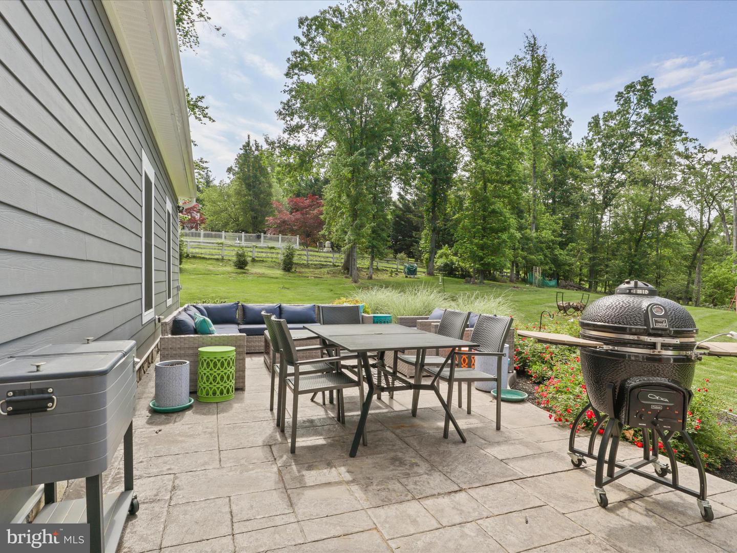 8254 LEES RIDGE RD, WARRENTON, Virginia 20186, 5 Bedrooms Bedrooms, ,4 BathroomsBathrooms,Residential,For sale,8254 LEES RIDGE RD,VAFQ2016568 MLS # VAFQ2016568