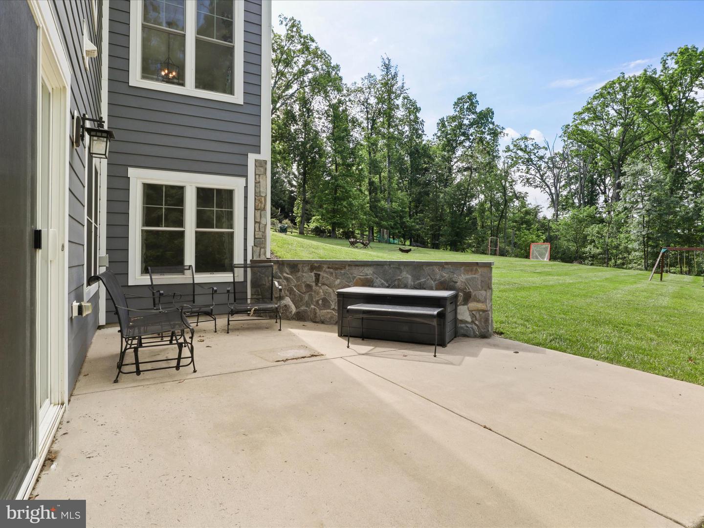 8254 LEES RIDGE RD, WARRENTON, Virginia 20186, 5 Bedrooms Bedrooms, ,4 BathroomsBathrooms,Residential,For sale,8254 LEES RIDGE RD,VAFQ2016568 MLS # VAFQ2016568