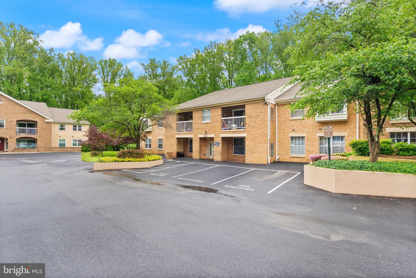 5811 COVE LANDING RD #301, BURKE, Virginia 22015, 3 Bedrooms Bedrooms, ,2 BathroomsBathrooms,Residential,For sale,5811 COVE LANDING RD #301,VAFX2239884 MLS # VAFX2239884