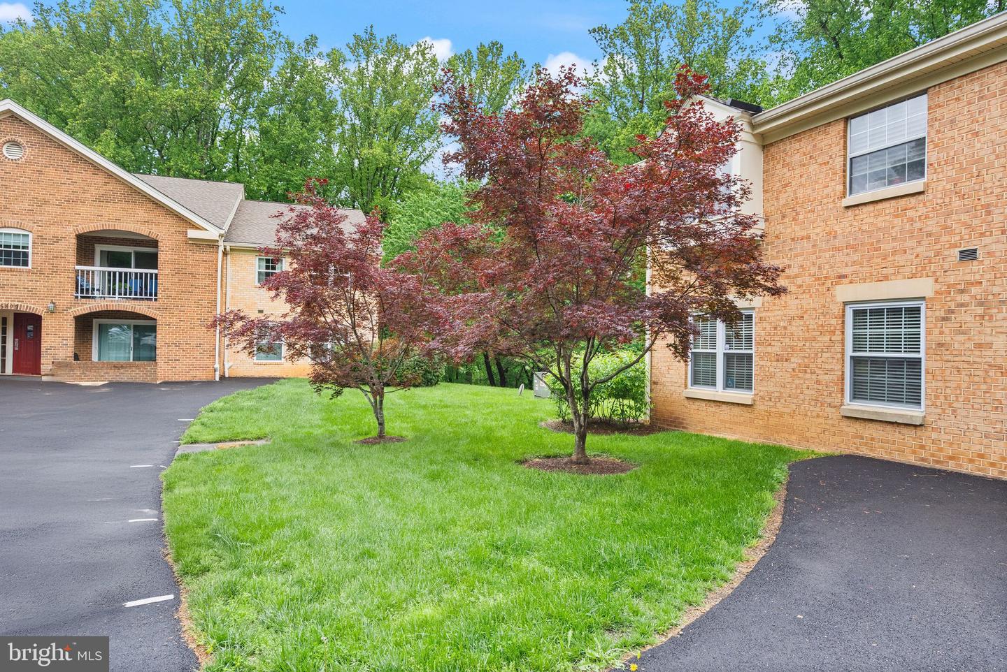 5811 COVE LANDING RD #301, BURKE, Virginia 22015, 3 Bedrooms Bedrooms, ,2 BathroomsBathrooms,Residential,For sale,5811 COVE LANDING RD #301,VAFX2239884 MLS # VAFX2239884