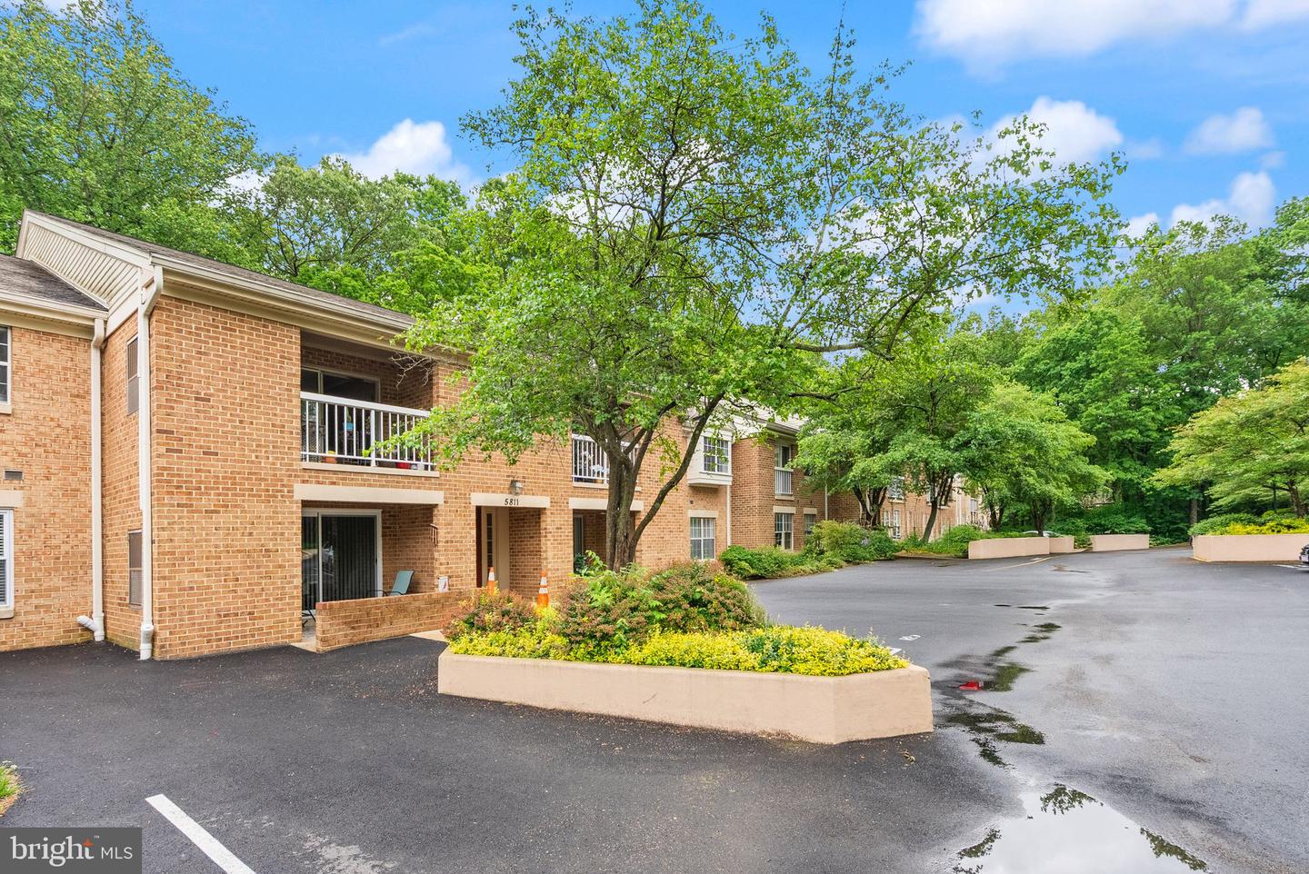 5811 COVE LANDING RD #301, BURKE, Virginia 22015, 3 Bedrooms Bedrooms, ,2 BathroomsBathrooms,Residential,For sale,5811 COVE LANDING RD #301,VAFX2239884 MLS # VAFX2239884