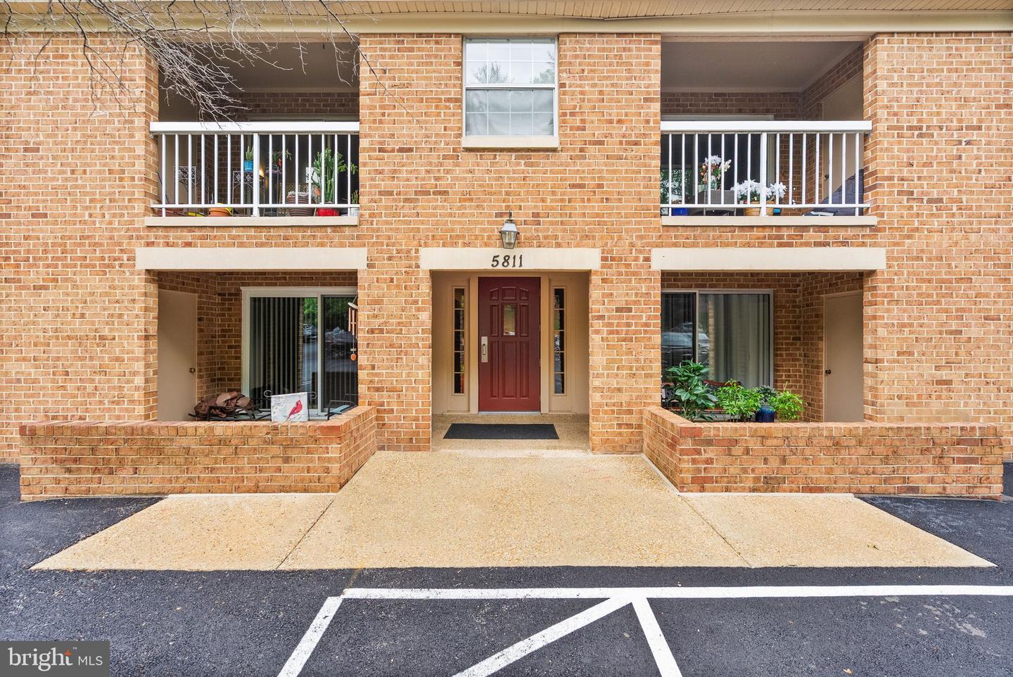 5811 COVE LANDING RD #301, BURKE, Virginia 22015, 3 Bedrooms Bedrooms, ,2 BathroomsBathrooms,Residential,For sale,5811 COVE LANDING RD #301,VAFX2239884 MLS # VAFX2239884