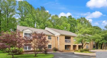 5811 COVE LANDING RD #301, BURKE, Virginia 22015, 3 Bedrooms Bedrooms, ,2 BathroomsBathrooms,Residential,For sale,5811 COVE LANDING RD #301,VAFX2239884 MLS # VAFX2239884