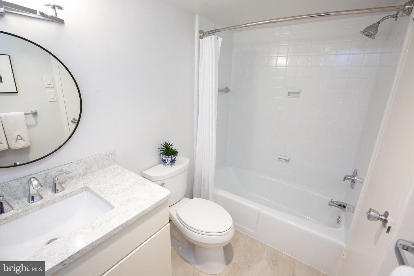 3001 VEAZEY TER NW #1128, WASHINGTON, District Of Columbia 20008, ,1 BathroomBathrooms,Residential,For sale,3001 VEAZEY TER NW #1128,DCDC2199930 MLS # DCDC2199930