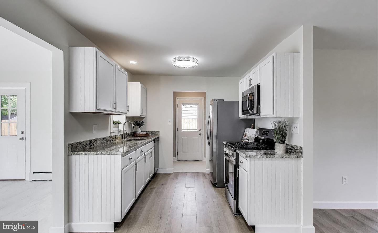 1412 CALIFORNIA ST, WOODBRIDGE, Virginia 22191, 3 Bedrooms Bedrooms, ,2 BathroomsBathrooms,Residential,For sale,1412 CALIFORNIA ST,VAPW2094396 MLS # VAPW2094396