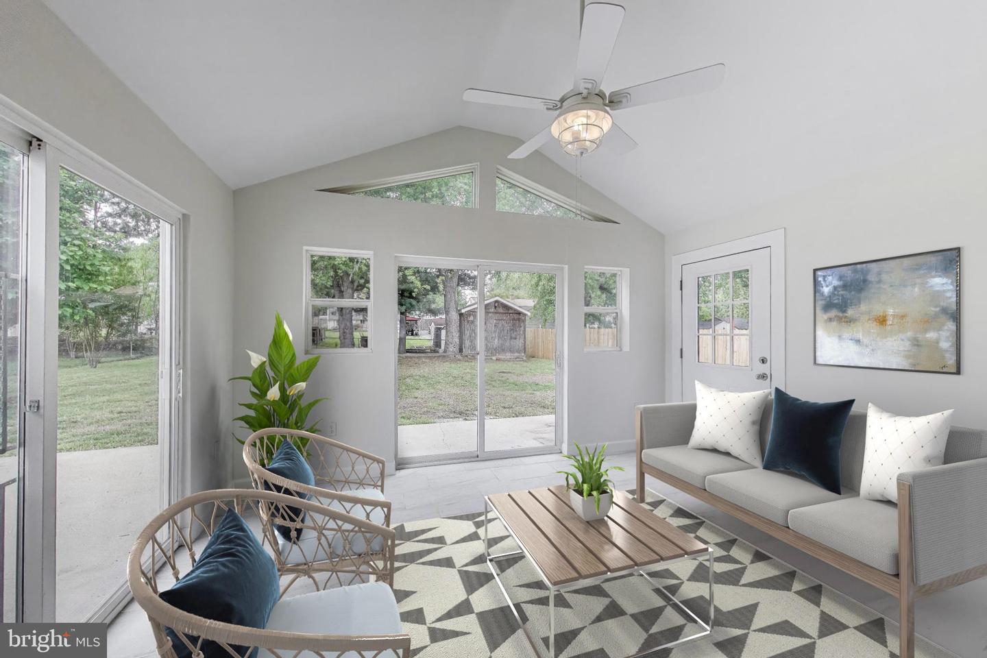 1412 CALIFORNIA ST, WOODBRIDGE, Virginia 22191, 3 Bedrooms Bedrooms, ,2 BathroomsBathrooms,Residential,For sale,1412 CALIFORNIA ST,VAPW2094396 MLS # VAPW2094396