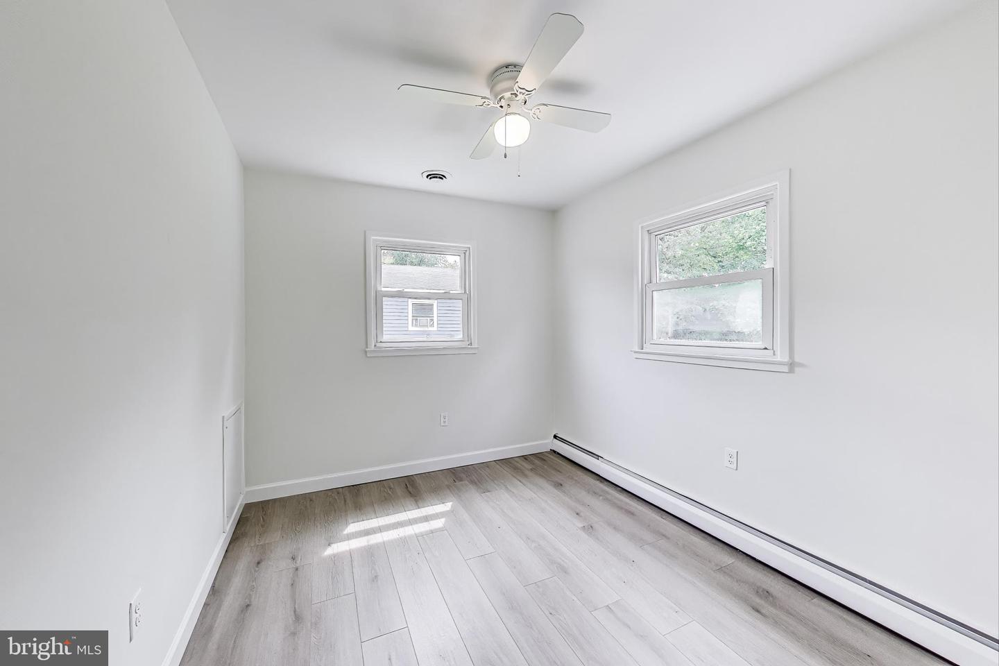 1412 CALIFORNIA ST, WOODBRIDGE, Virginia 22191, 3 Bedrooms Bedrooms, ,2 BathroomsBathrooms,Residential,For sale,1412 CALIFORNIA ST,VAPW2094396 MLS # VAPW2094396