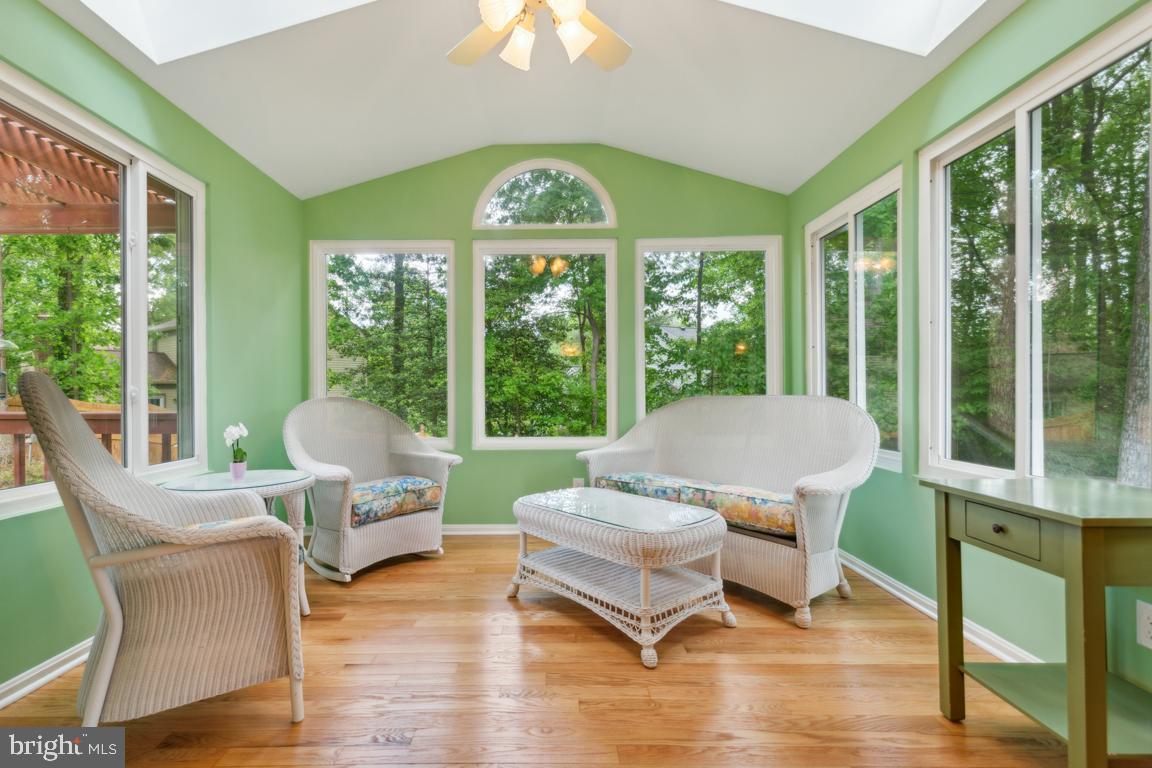 9111 BLUE JUG LNDG, BURKE, Virginia 22015, 3 Bedrooms Bedrooms, ,3 BathroomsBathrooms,Residential,For sale,9111 BLUE JUG LNDG,VAFX2239554 MLS # VAFX2239554