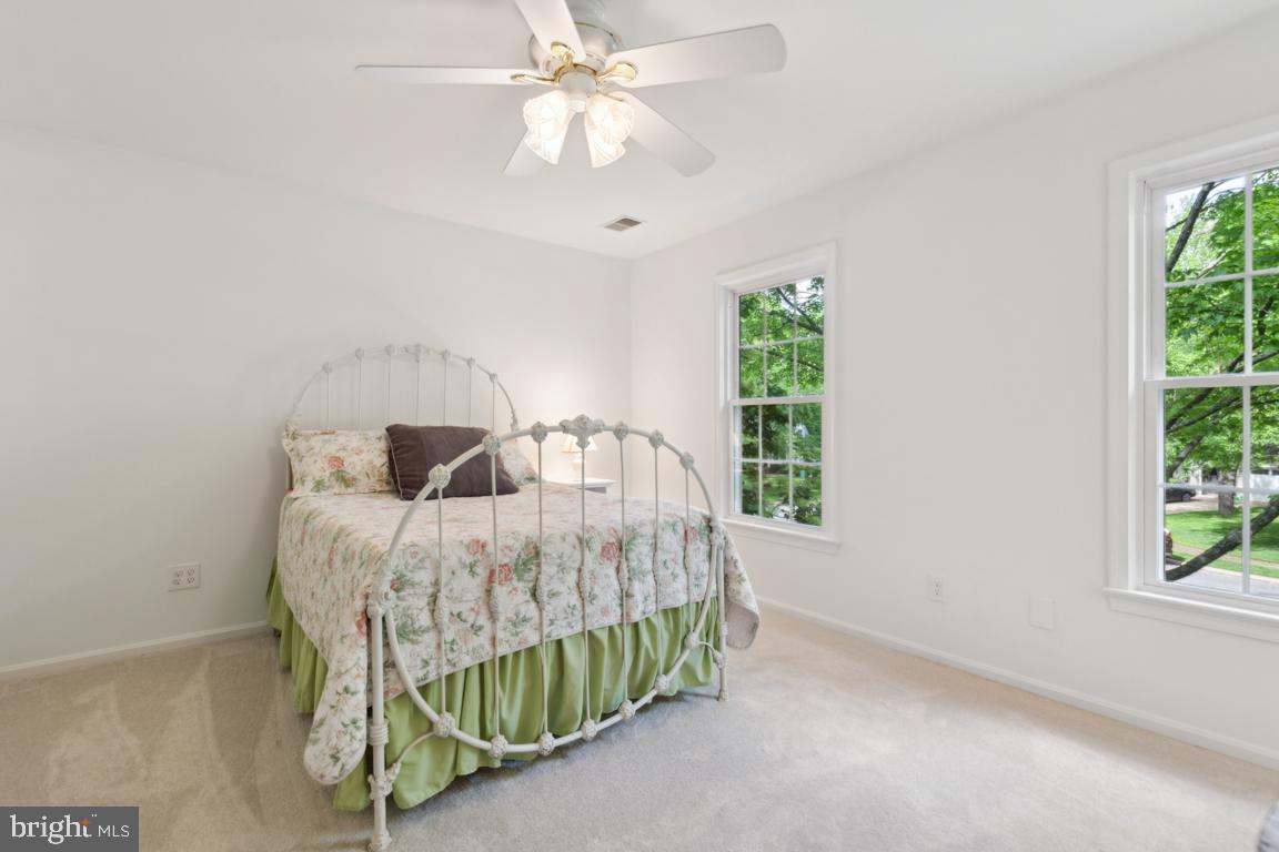 9111 BLUE JUG LNDG, BURKE, Virginia 22015, 3 Bedrooms Bedrooms, ,3 BathroomsBathrooms,Residential,For sale,9111 BLUE JUG LNDG,VAFX2239554 MLS # VAFX2239554