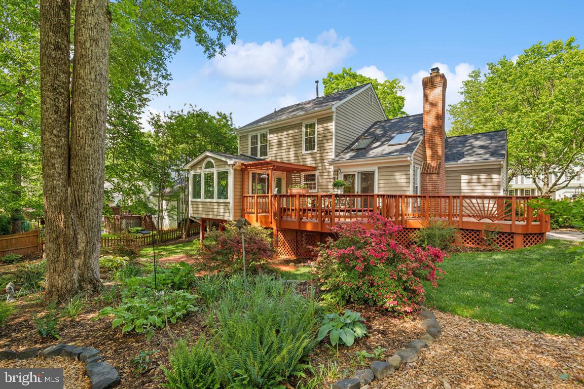 9111 BLUE JUG LNDG, BURKE, Virginia 22015, 3 Bedrooms Bedrooms, ,3 BathroomsBathrooms,Residential,For sale,9111 BLUE JUG LNDG,VAFX2239554 MLS # VAFX2239554