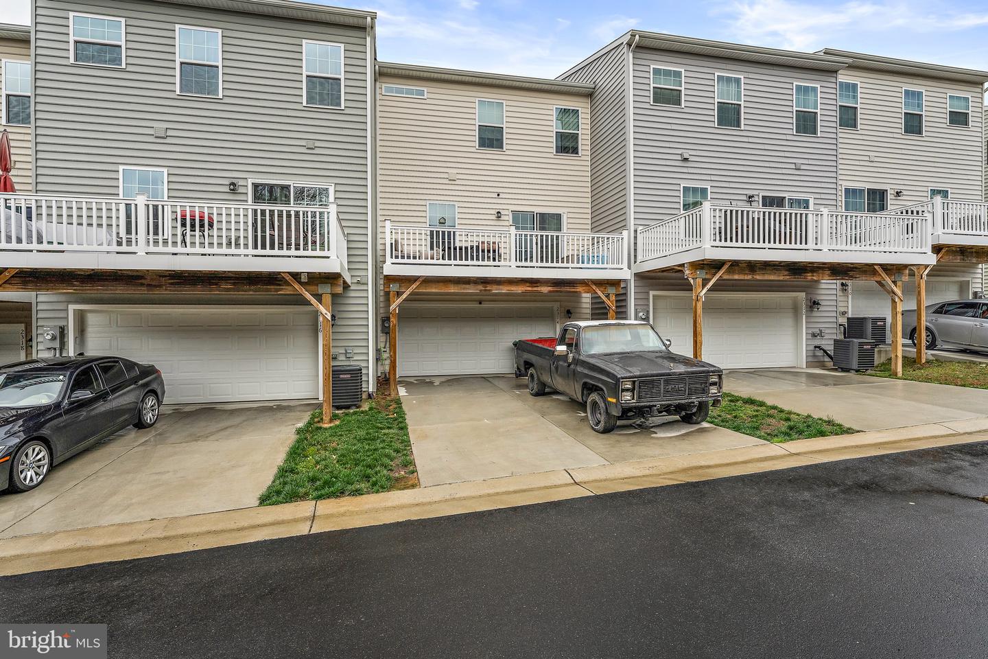 2314 EMERSON LN, FREDERICKSBURG, Virginia 22401, 3 Bedrooms Bedrooms, ,2 BathroomsBathrooms,Residential,For sale,2314 EMERSON LN,VAFB2008178 MLS # VAFB2008178