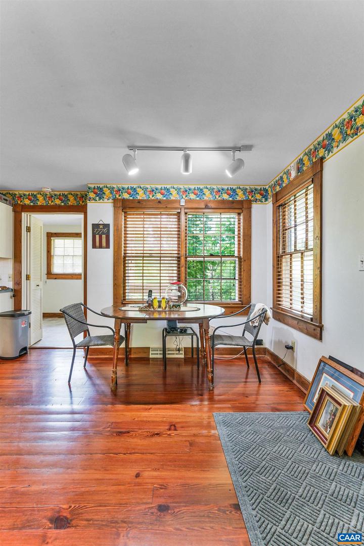 5722 JAMES RIVER RD, GLADSTONE, Virginia 24553, 2 Bedrooms Bedrooms, ,2 BathroomsBathrooms,Residential,For sale,5722 JAMES RIVER RD,664384 MLS # 664384