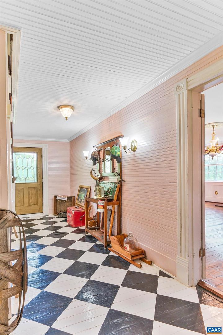 5722 JAMES RIVER RD, GLADSTONE, Virginia 24553, 2 Bedrooms Bedrooms, ,2 BathroomsBathrooms,Residential,For sale,5722 JAMES RIVER RD,664384 MLS # 664384