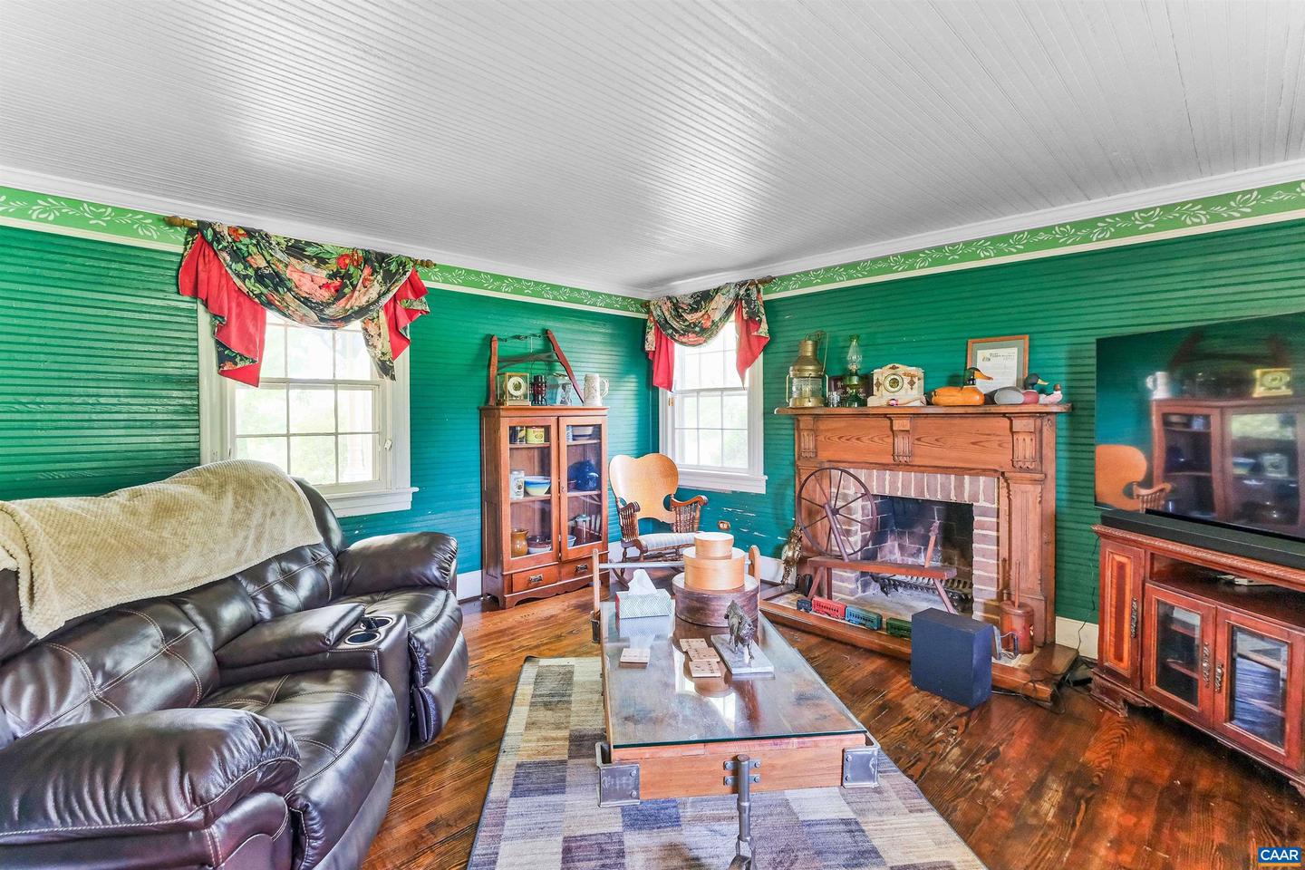 5722 JAMES RIVER RD, GLADSTONE, Virginia 24553, 2 Bedrooms Bedrooms, ,2 BathroomsBathrooms,Residential,For sale,5722 JAMES RIVER RD,664384 MLS # 664384