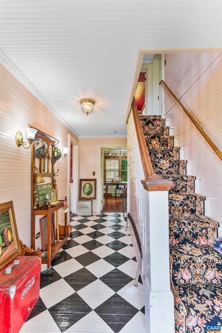 5722 JAMES RIVER RD, GLADSTONE, Virginia 24553, 2 Bedrooms Bedrooms, ,2 BathroomsBathrooms,Residential,For sale,5722 JAMES RIVER RD,664384 MLS # 664384