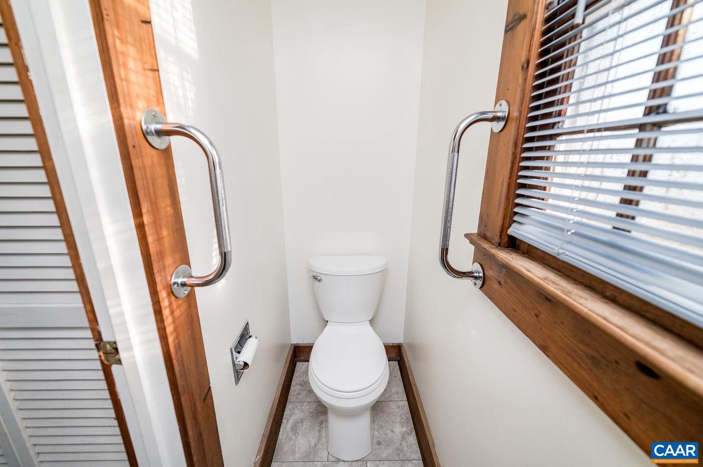 5722 JAMES RIVER RD, GLADSTONE, Virginia 24553, 2 Bedrooms Bedrooms, ,2 BathroomsBathrooms,Residential,For sale,5722 JAMES RIVER RD,664384 MLS # 664384