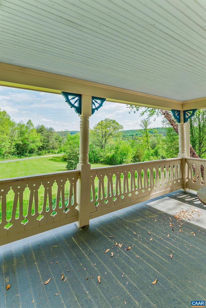5722 JAMES RIVER RD, GLADSTONE, Virginia 24553, 2 Bedrooms Bedrooms, ,2 BathroomsBathrooms,Residential,For sale,5722 JAMES RIVER RD,664384 MLS # 664384