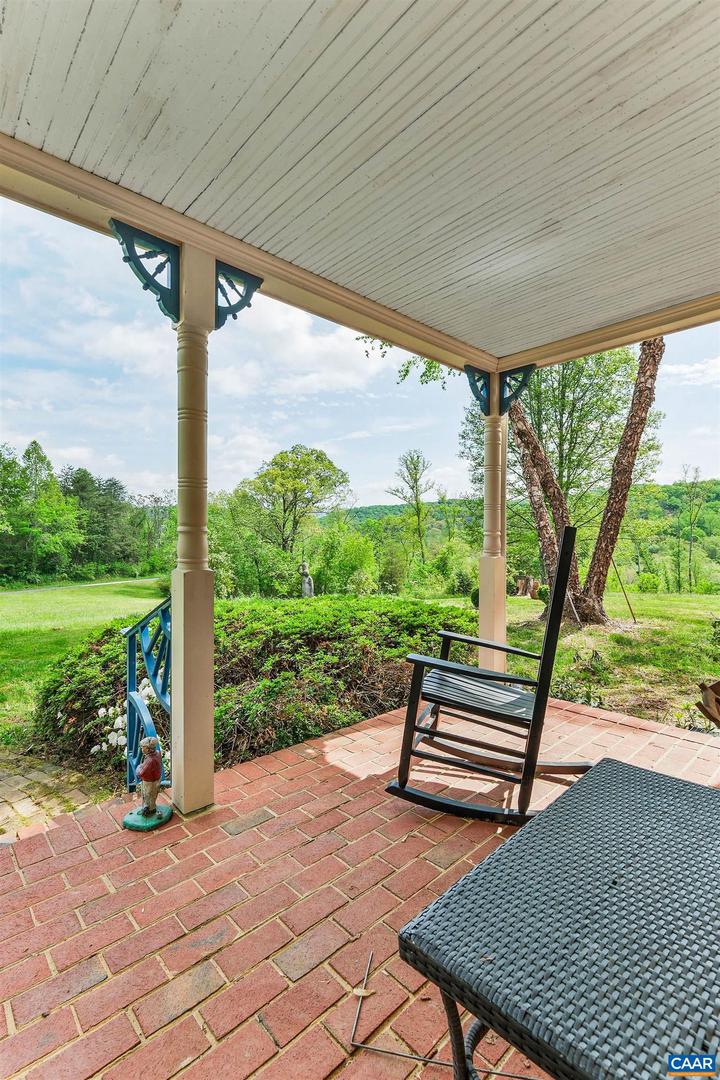 5722 JAMES RIVER RD, GLADSTONE, Virginia 24553, 2 Bedrooms Bedrooms, ,2 BathroomsBathrooms,Residential,For sale,5722 JAMES RIVER RD,664384 MLS # 664384