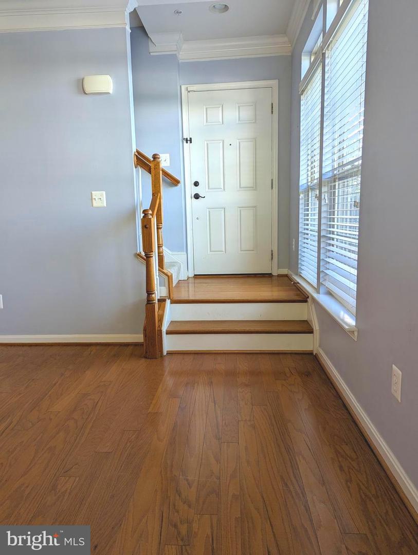 7848 CEDAR BRANCH DR, GAINESVILLE, Virginia 20155, 2 Bedrooms Bedrooms, ,2 BathroomsBathrooms,Residential,For sale,7848 CEDAR BRANCH DR,VAPW2094464 MLS # VAPW2094464